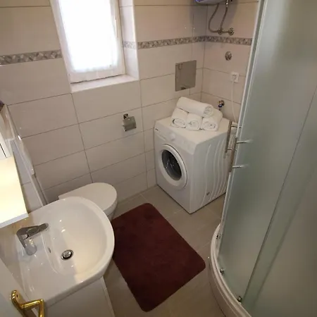 Apartment Agata In Center Porec